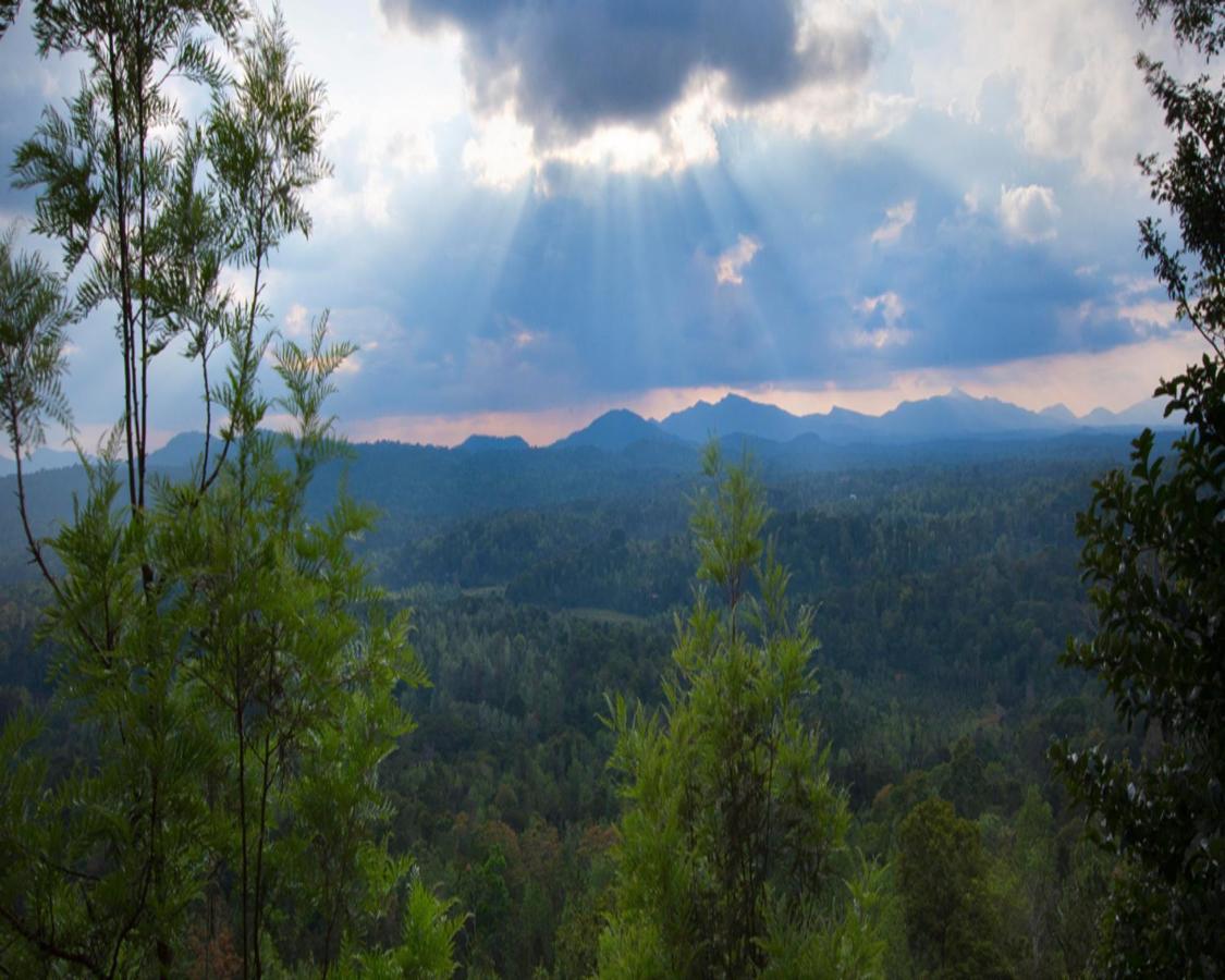 Coorg Cliffs Resorts Ammatti Kültér fotó